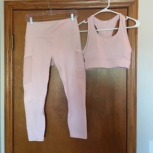 Fabletics set medium